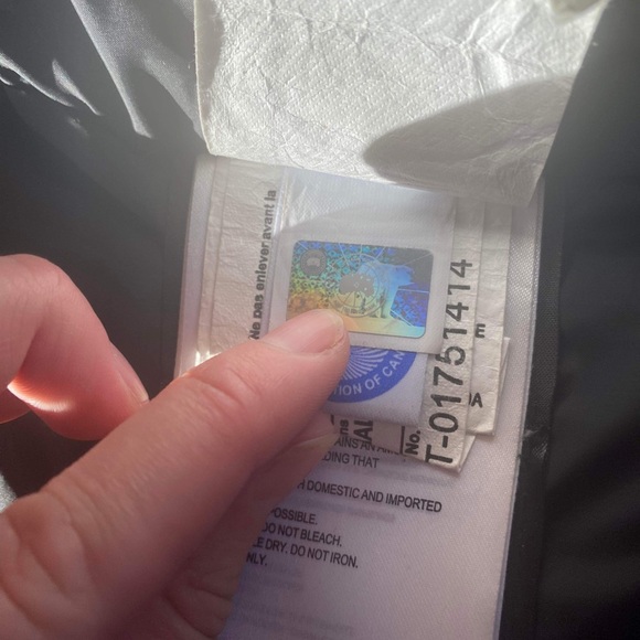 Canada Goose Victoria Parka - Black, small - Picture 3 of 5